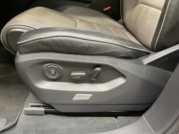 Touareg 3.0 V6 TSI 4Motion R-Line Pano R-Line LM