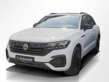 Touareg 3.0 TDI 4M R-Line Black AHK Matrix Pano