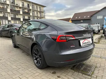 Tesla Model 3 Long Range Dual Motor