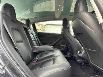 Tesla Model 3 Long Range Dual Motor