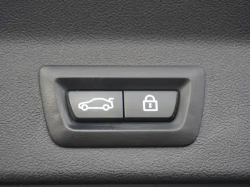 X3 xDrive20d M Sport Head-Up HK HiFi DAB LED