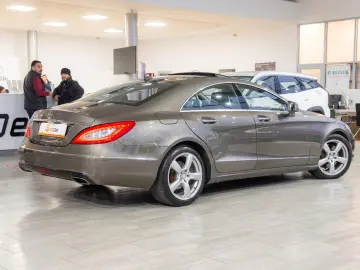 Mercedes-Benz CLS-Class 350 CDI BlueEFFICIENCY Coupé