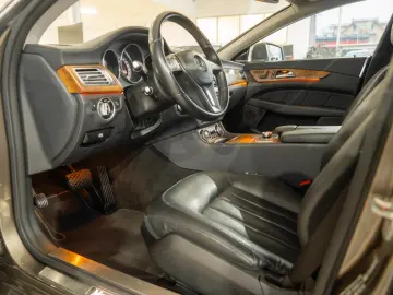 Mercedes-Benz CLS-Class 350 CDI BlueEFFICIENCY Coupé