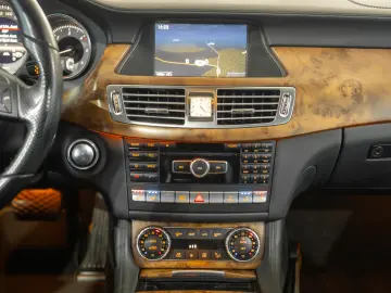 Mercedes-Benz CLS-Class 350 CDI BlueEFFICIENCY Coupé