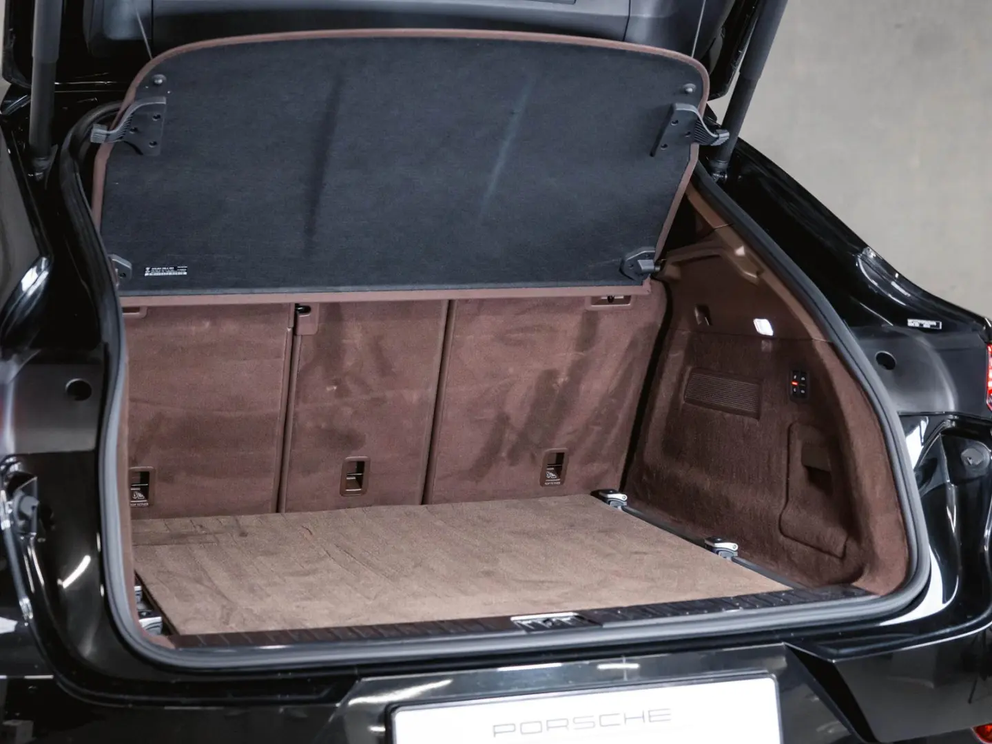 Cayenne Coupé Platinum Edition Luftf.