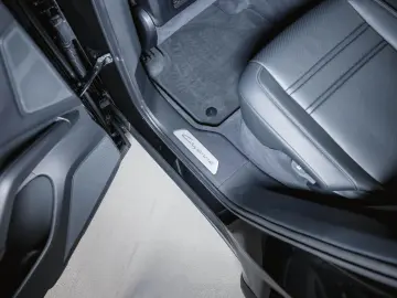 Cayenne Coupé Luftfederung Head-Up InnoDrive