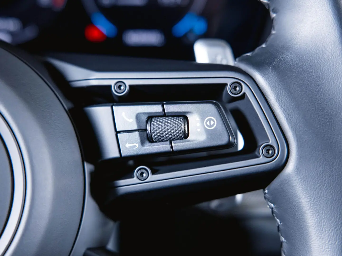 Cayenne Coupé Luftfederung Head-Up InnoDrive