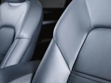 Cayenne Coupé Luftfederung Head-Up InnoDrive