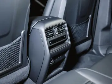 Cayenne Coupé Luftfederung Head-Up InnoDrive