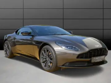 DB11 V8 Coupe
