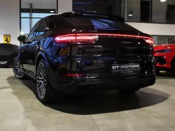 CAYENNE COUPE E-HYBRID  SPORT-DESIGN  22  VOLL!