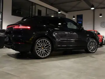 CAYENNE COUPE E-HYBRID  SPORT-DESIGN  22  VOLL!