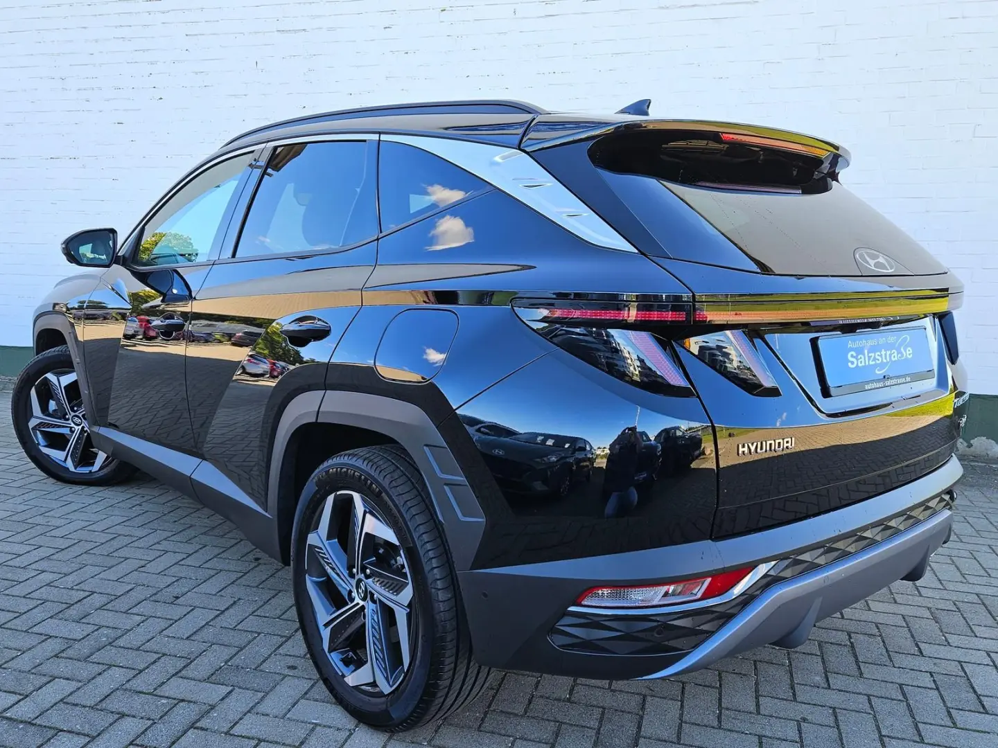 TUCSON Prime Plug-In 4WD LED Leder 360  Parkassi