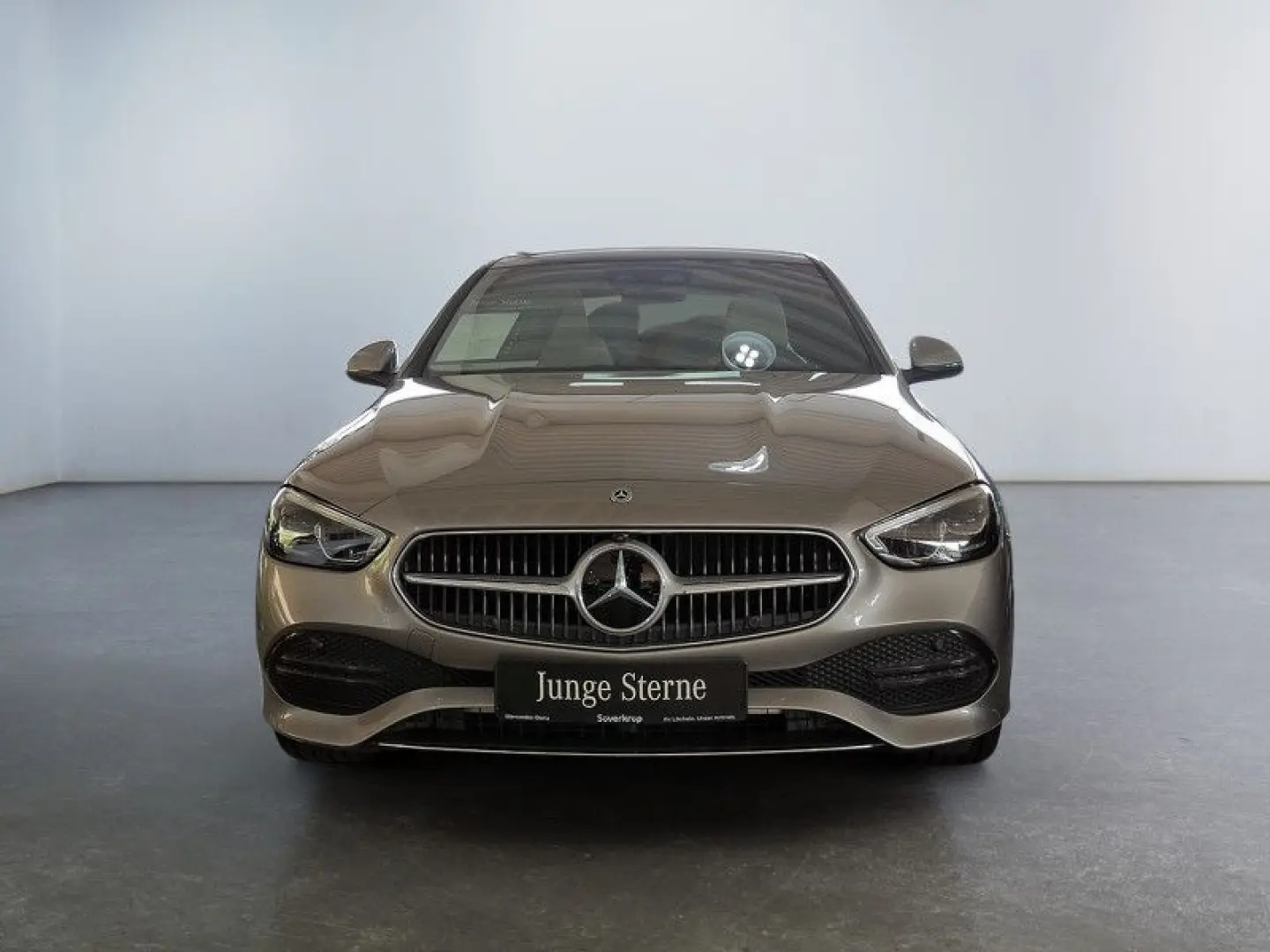 C 400 e 4M BURM AVANTGARDE DISTR SPUR PANO AHK