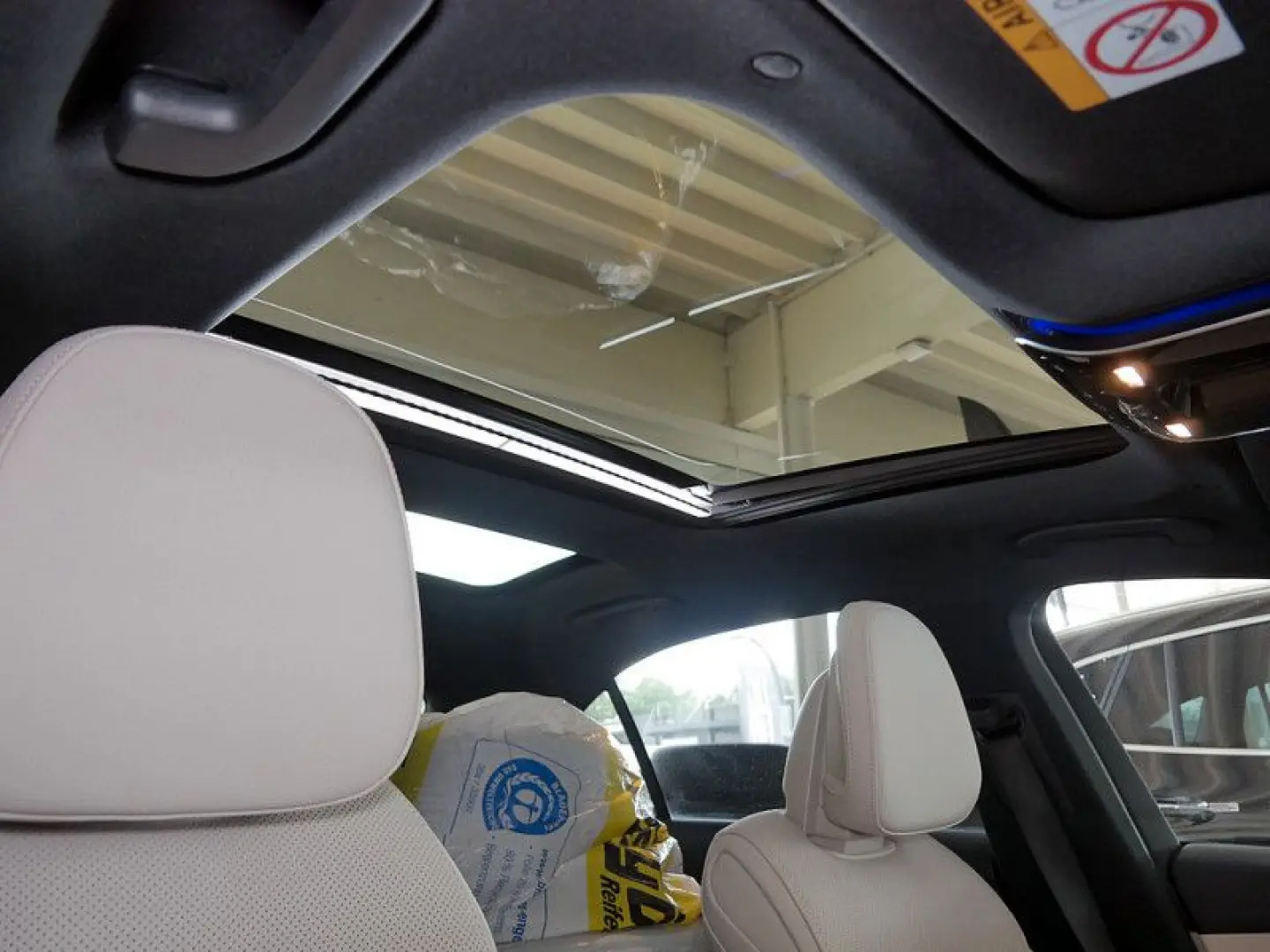 C 400 e 4M BURM AVANTGARDE DISTR SPUR PANO AHK