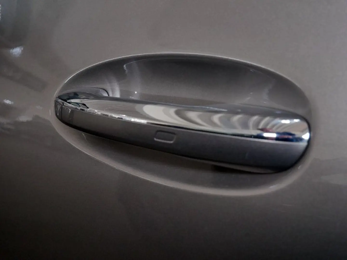 C 400 e 4M BURM AVANTGARDE DISTR SPUR PANO AHK