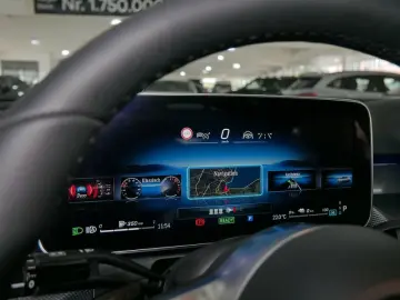 C 400 e 4M BURM AVANTGARDE DISTR SPUR PANO AHK