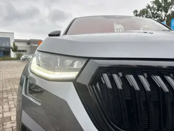 Kodiaq  RS 2 0 TSI DSG 4x4 7.SITZER RÜCK.KAM AHK