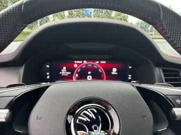 Kodiaq  RS 2 0 TSI DSG 4x4 7.SITZER RÜCK.KAM AHK