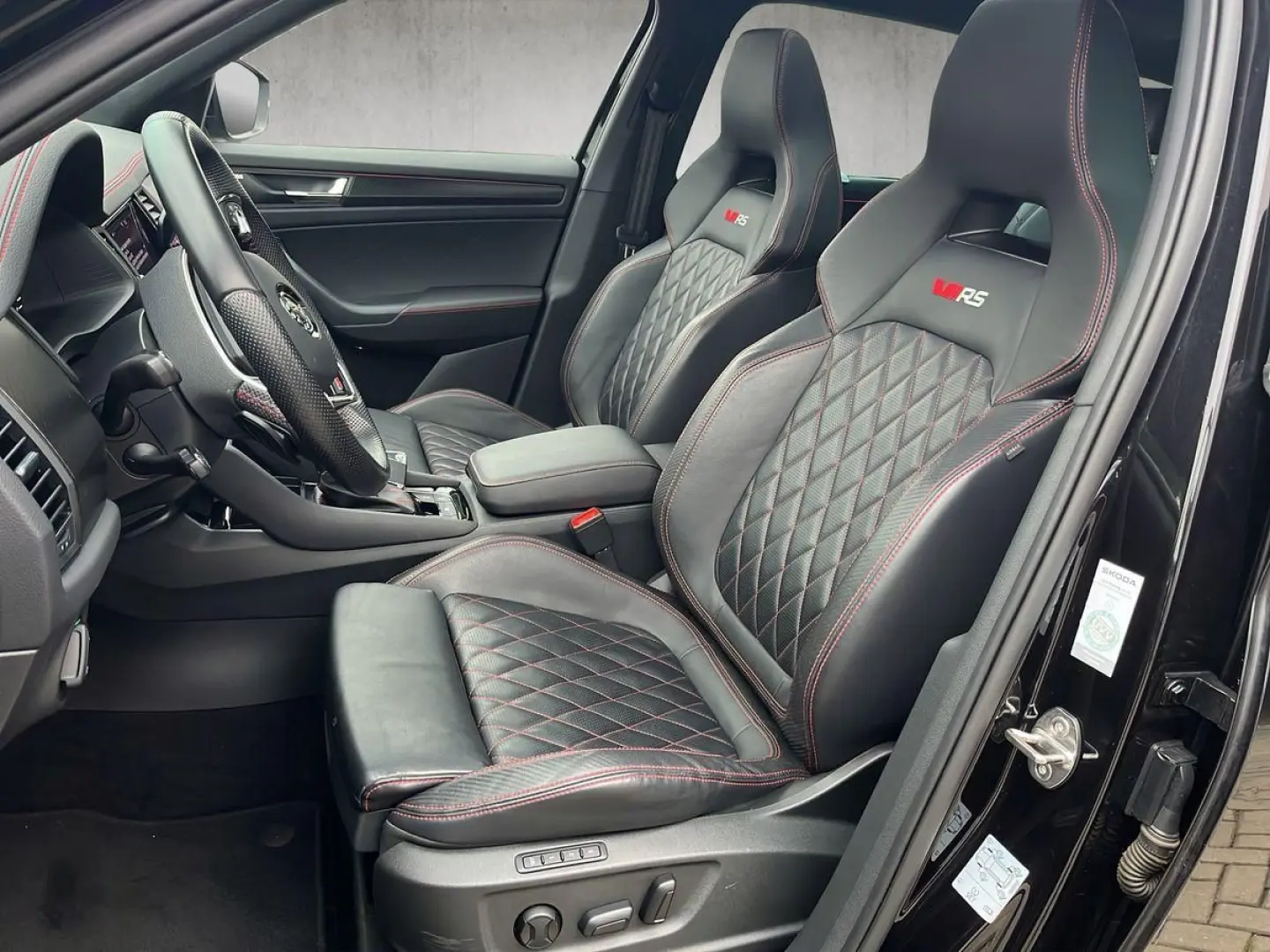 Kodiaq RS 4x4 2.0 TSI LEDER PANO AHK VC STANDHZ.