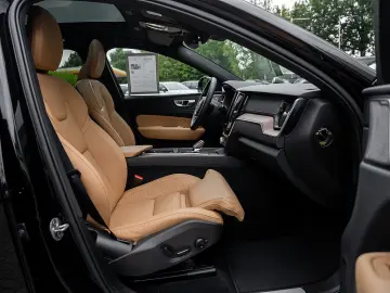 XC60 T8 AWD Ultra Dark