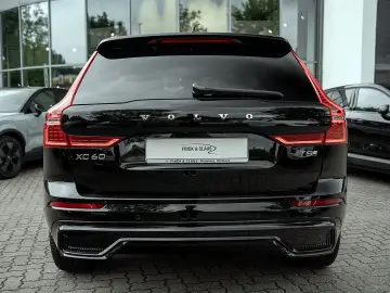 XC60 T8 AWD Ultra Dark