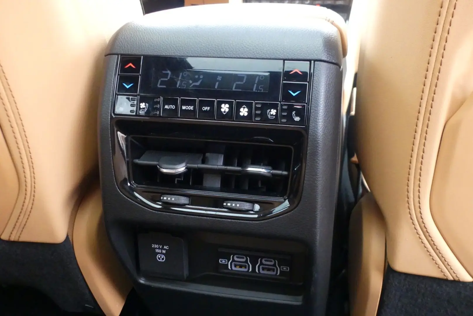 Grand Cherokee Summit Reserve Plug-In-Hybrid 4xe