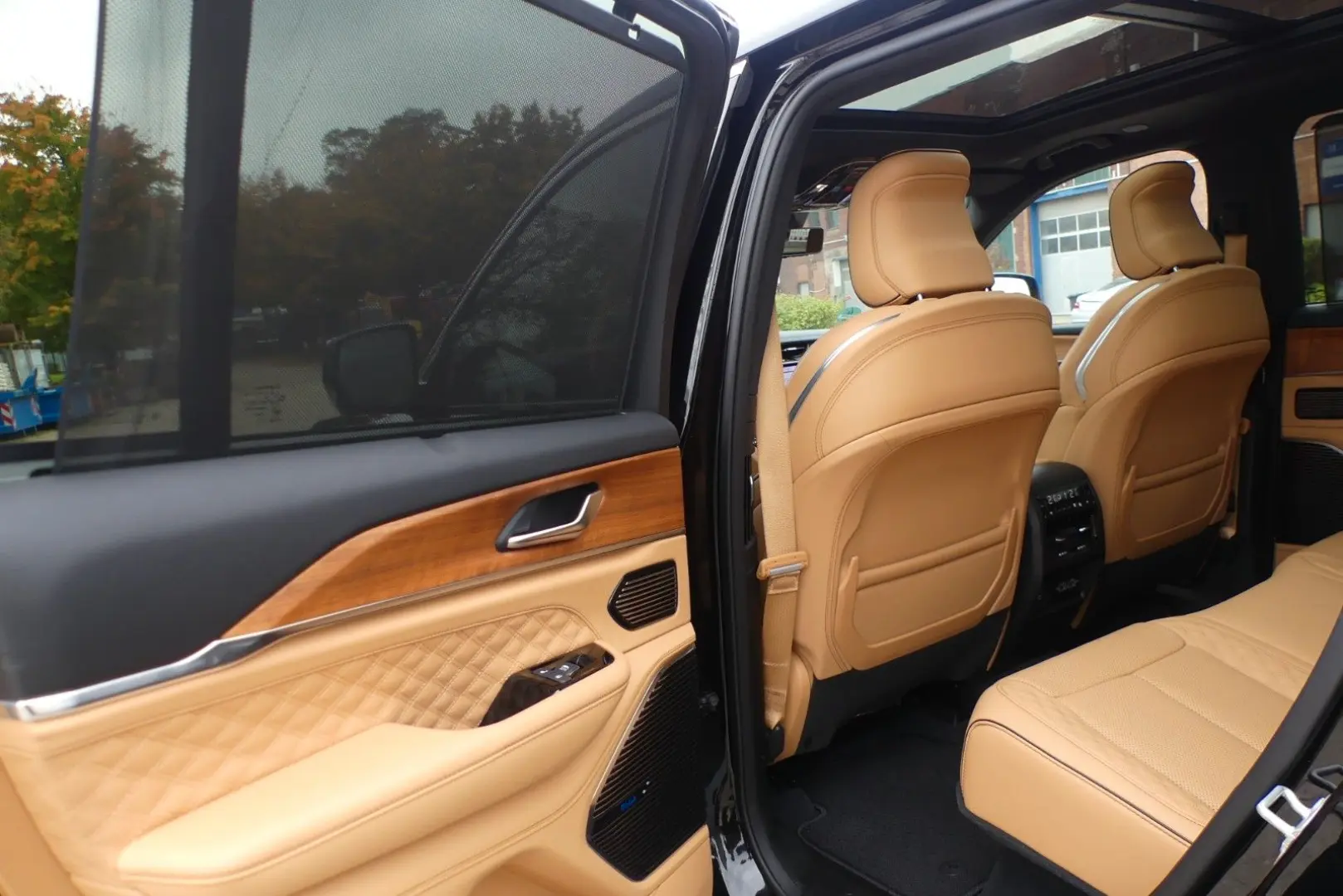 Grand Cherokee Summit Reserve Plug-In-Hybrid 4xe