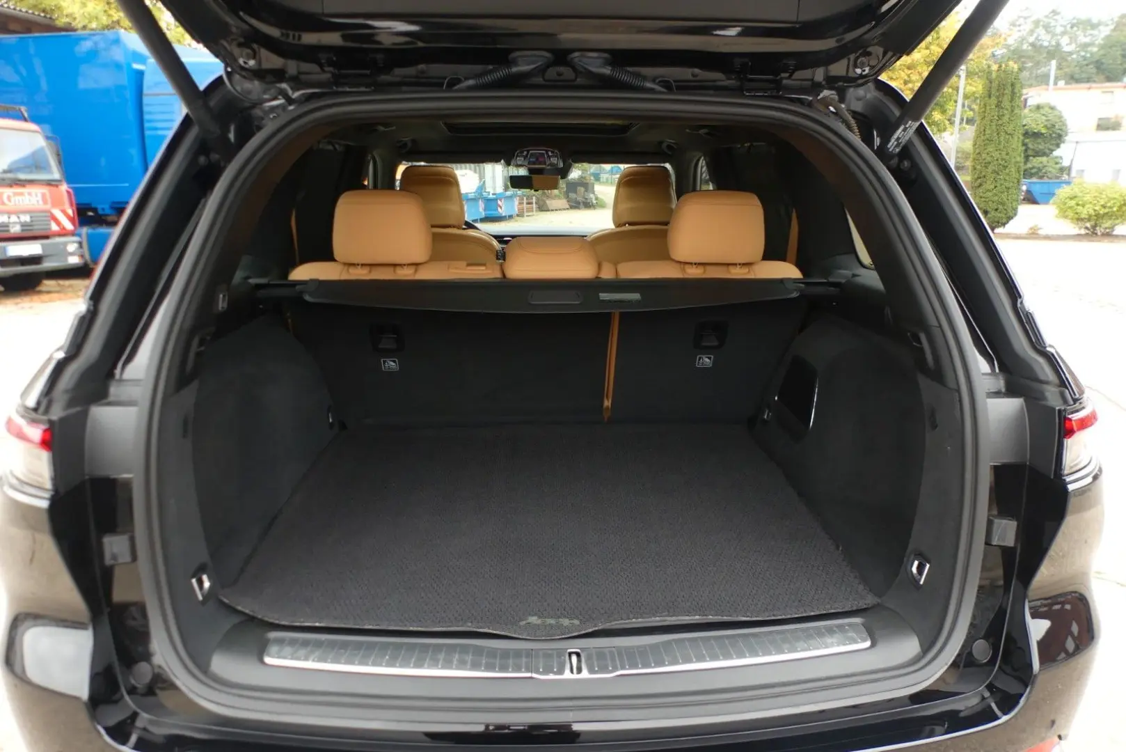 Grand Cherokee Summit Reserve Plug-In-Hybrid 4xe