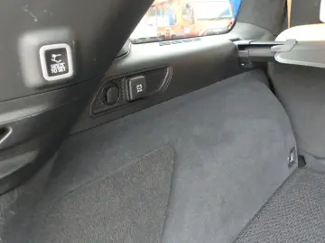 Grand Cherokee Summit Reserve Plug-In-Hybrid 4xe