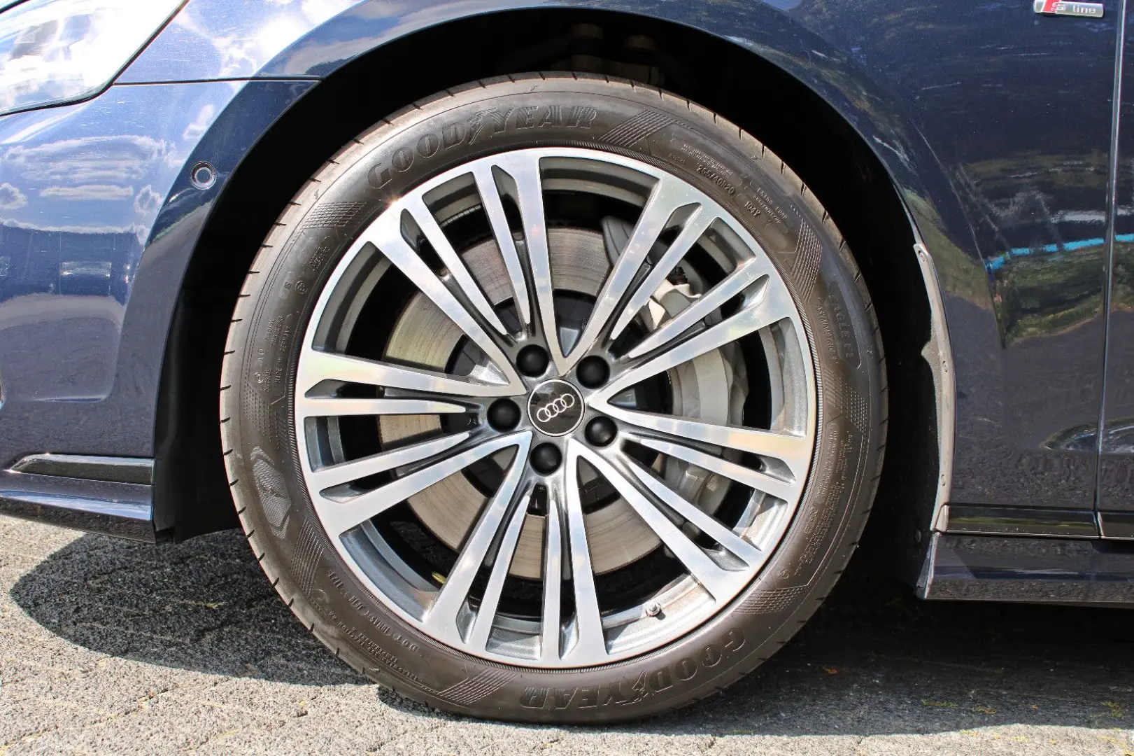 A8 60TFSIe qu S LINE BLACK PANO HUD DIGMATRIX TV