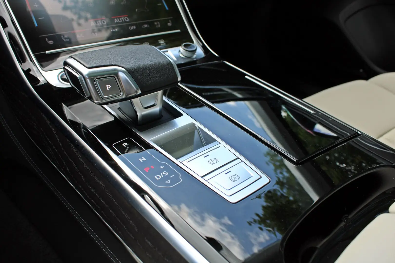 A8 60TFSIe qu S LINE BLACK PANO HUD DIGMATRIX TV