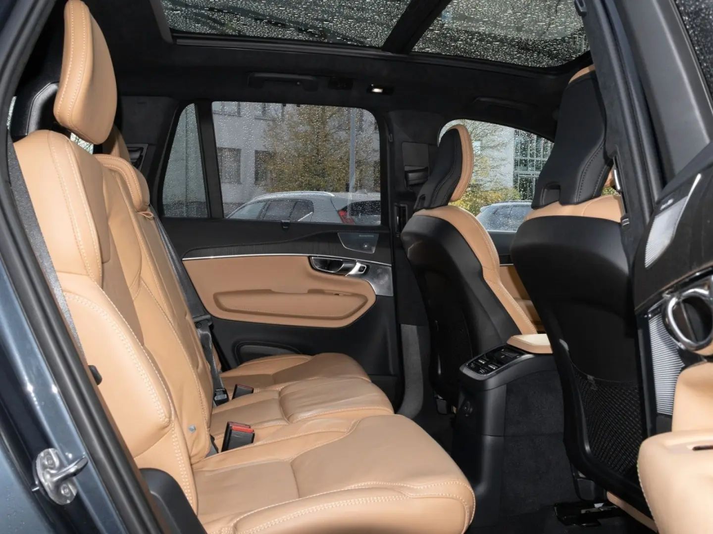 XC90 Ultra Bright Recharge Plug-In Hybrid AWD