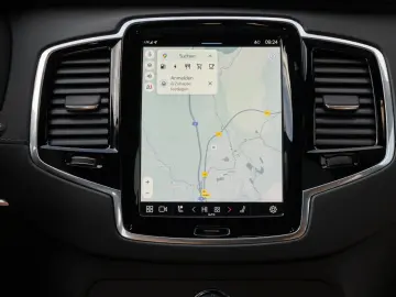 XC90 Ultra Bright Recharge Plug-In Hybrid AWD