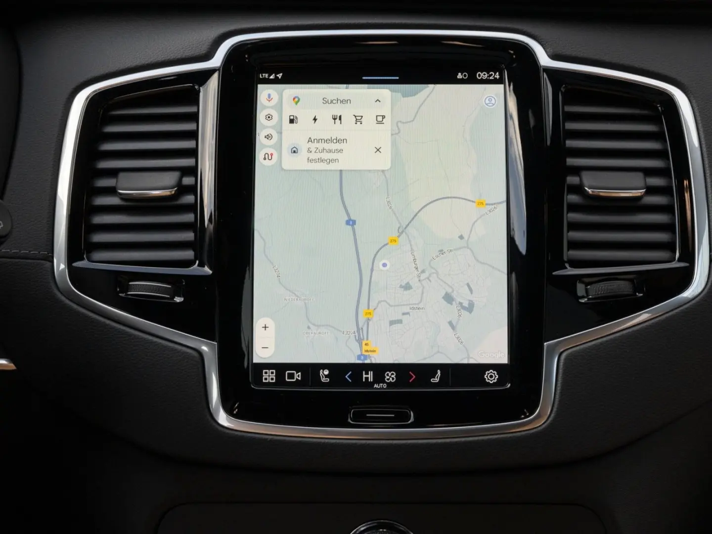 XC90 Ultra Bright Recharge Plug-In Hybrid AWD