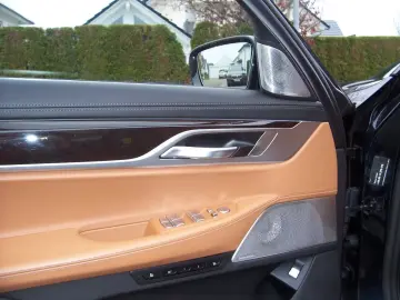 745Le xDrive M Sportpaket 3xTV B&W SkyPano Laser