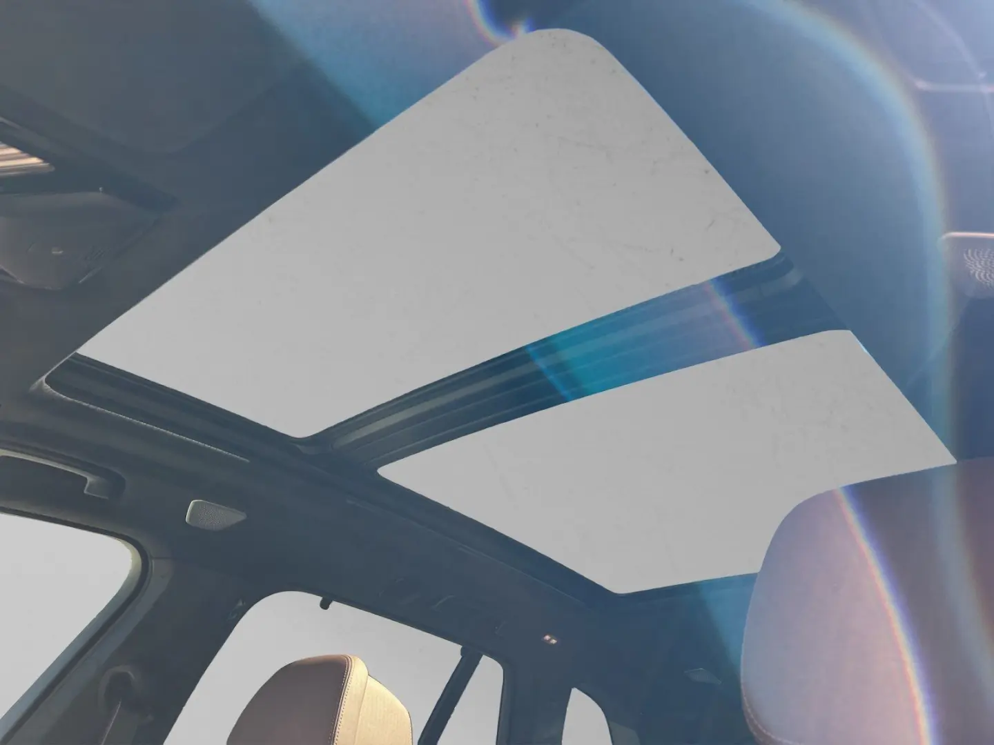 X5 xDrive50e M Sport Pro 22  Skyl. Carbon B&W