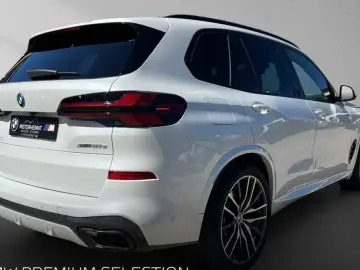 X5 xDrive50e M Sport Pro 22  Skyl. Carbon B&W