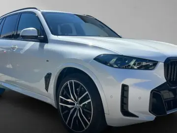 X5 xDrive50e M Sport Pro 22  Skyl. Carbon B&W