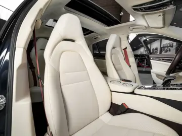 Panamera Turbo S E-Hybrid 1.Hd Traumausstattung