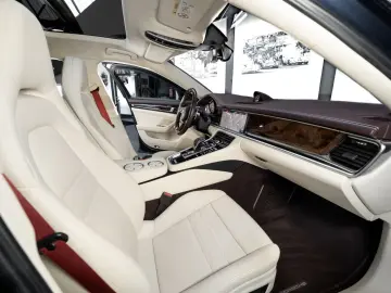 Panamera Turbo S E-Hybrid 1.Hd Traumausstattung