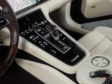 Panamera Turbo S E-Hybrid 1.Hd Traumausstattung