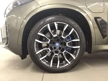 X5 xDrive50e M Sport Bowers & Wilkins AHK LED