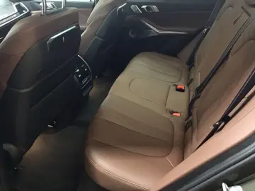 X5 xDrive50e M Sport Bowers & Wilkins AHK LED