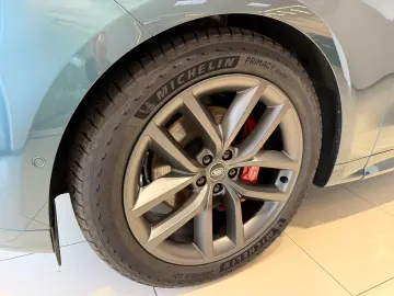 Range Rover Sport P460e Dynamic HSE MASSAGE PANO