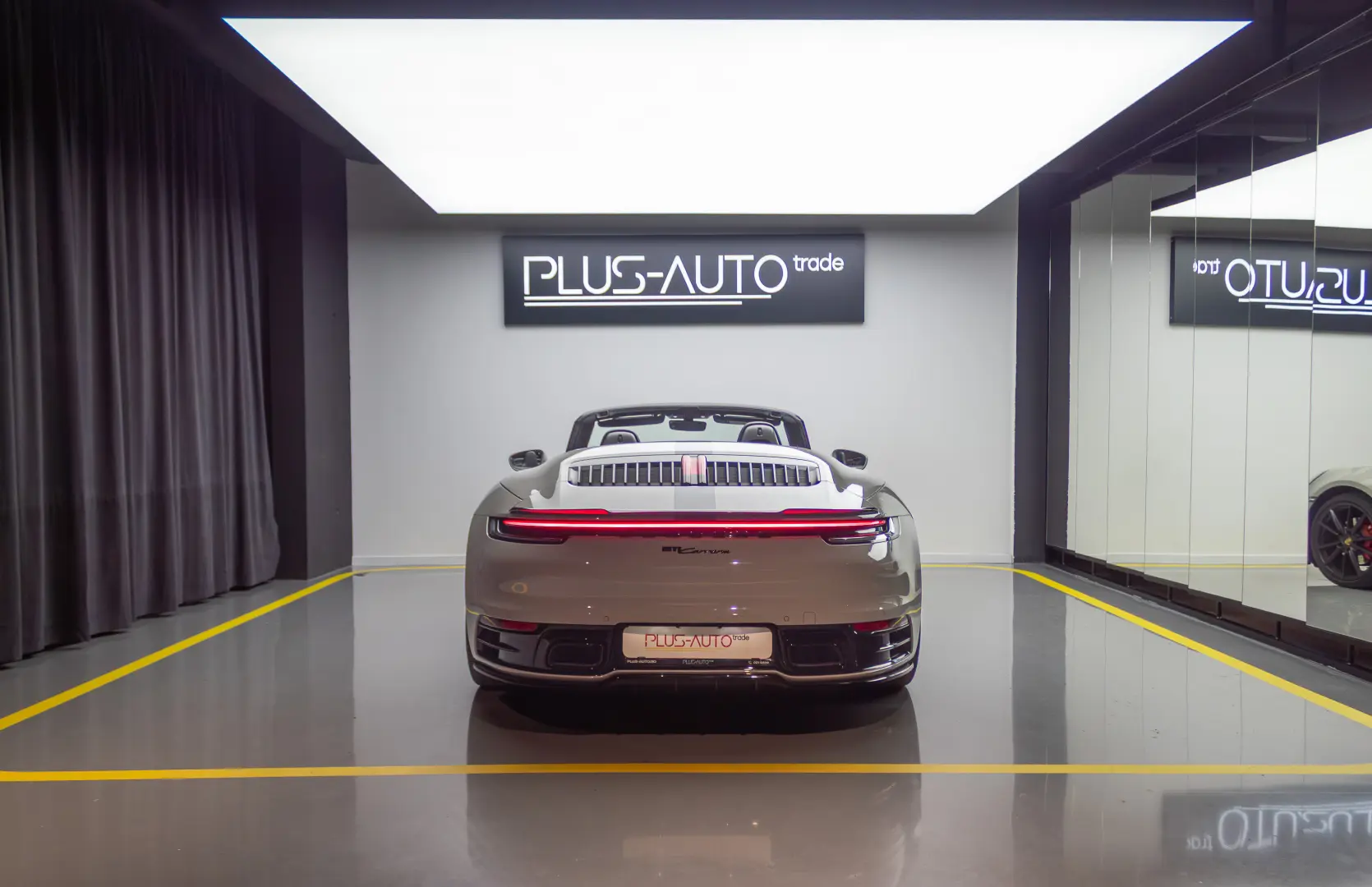 Porsche 911 Carrera Cabriolet (PDK)