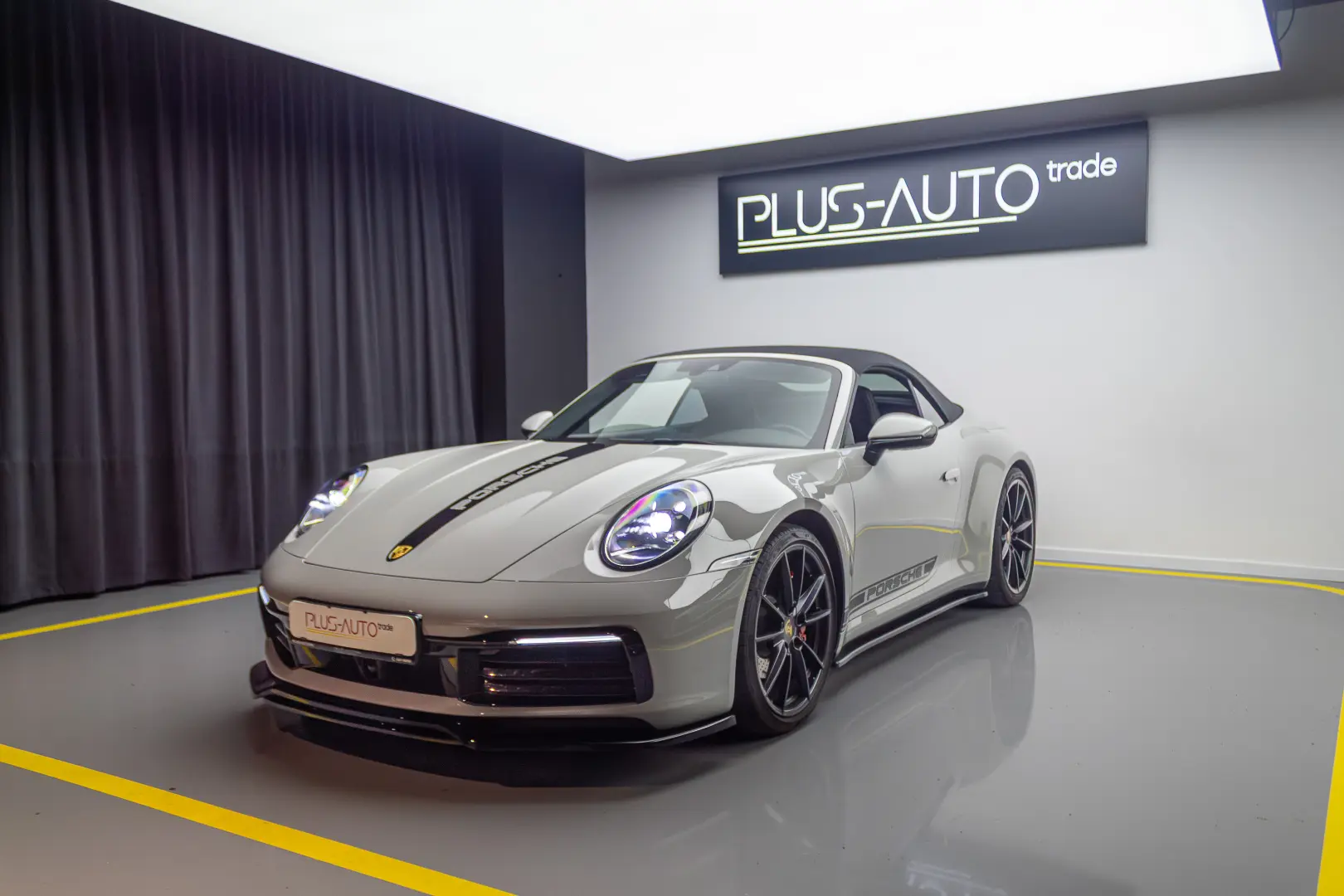 Porsche 911 Carrera Cabriolet (PDK)