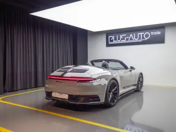 Porsche 911 Carrera Cabriolet (PDK)