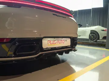 Porsche 911 Carrera Cabriolet (PDK)