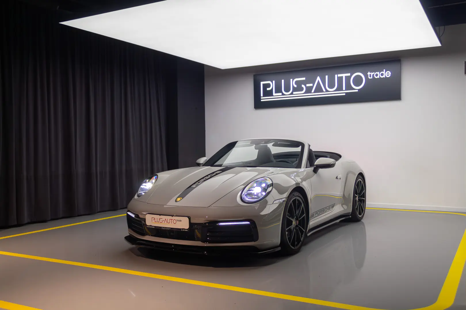 Porsche 911 Carrera Cabriolet (PDK)